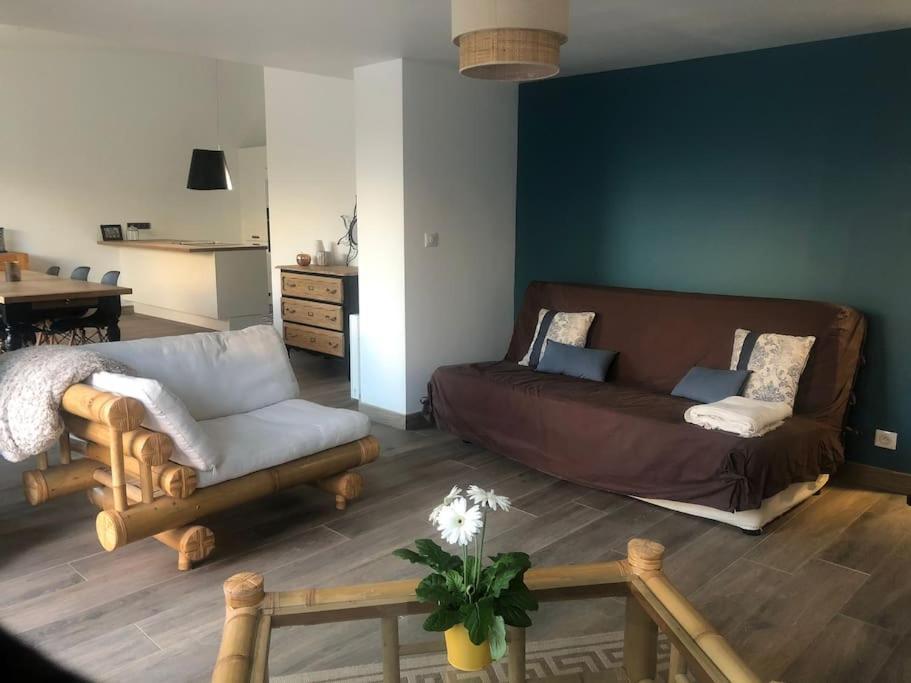 Logement De Plain-Pied Avec Jardin, Terrasse Gurgy Extérieur photo