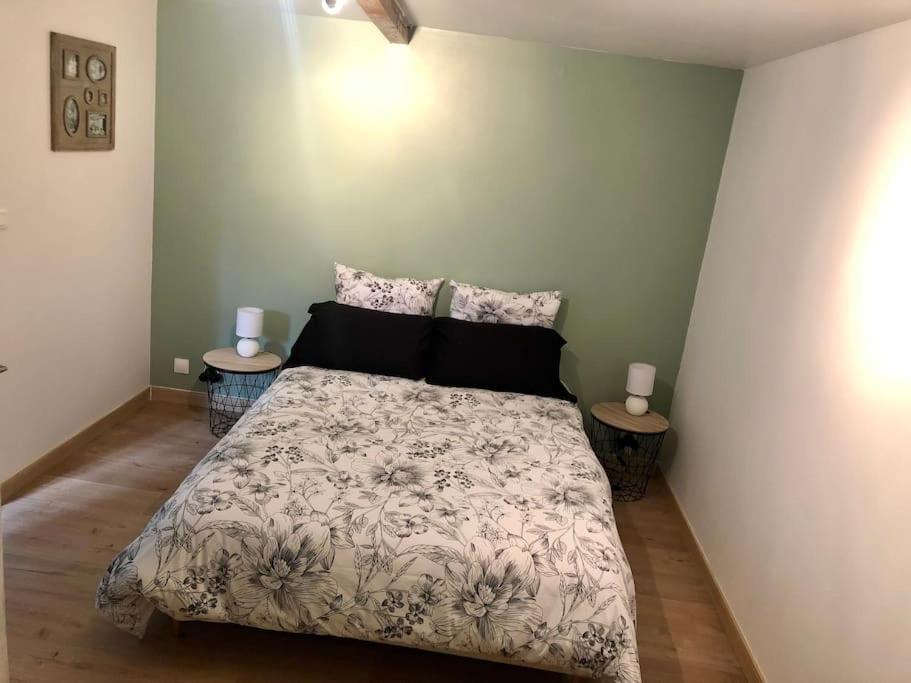 Logement De Plain-Pied Avec Jardin, Terrasse Gurgy Extérieur photo